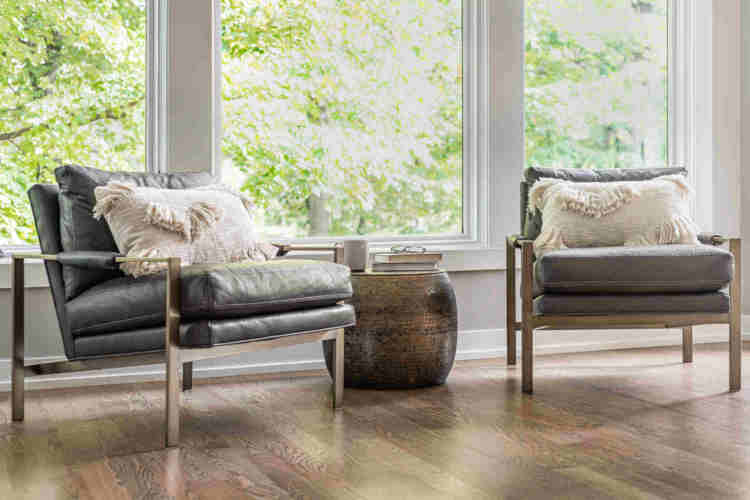 Custom Home, Renovation or Remodel project meeting using whiteboard