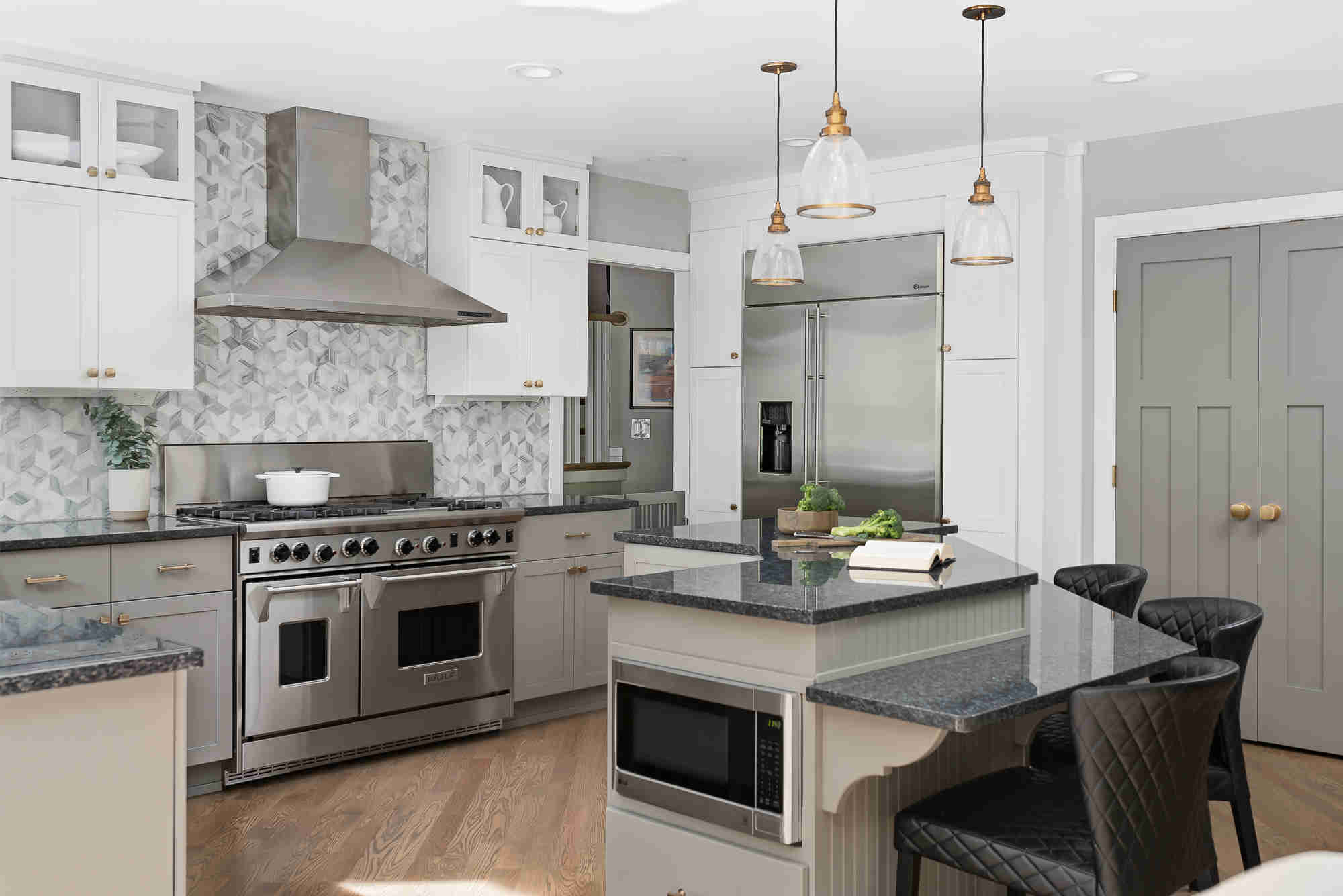 Kitchen remodel and design in Downers Grove - view of kitchen from living room - Platinum Builders